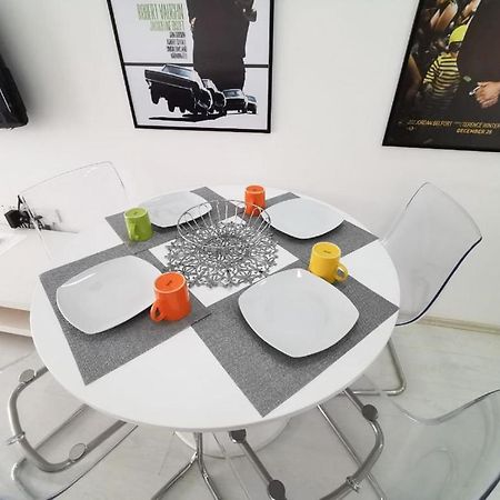 Leon Apartment - Highly Modern Sliema Stay Екстер'єр фото